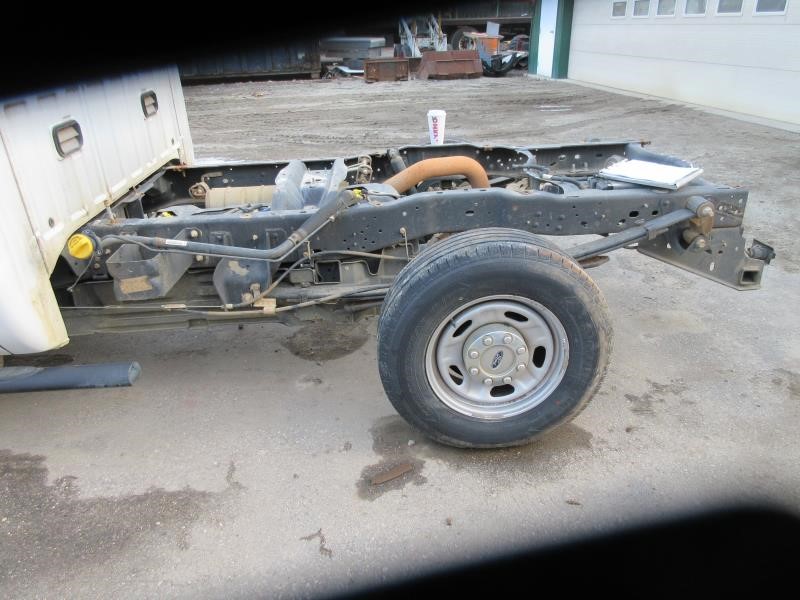 https://f005.backblazeb2.com/file/img-partshotlines-com/Inventory/NE31/Vehicle/5719_03.jpg