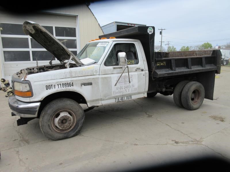 https://f005.backblazeb2.com/file/img-partshotlines-com/Inventory/NE31/Vehicle/5788_05.jpg