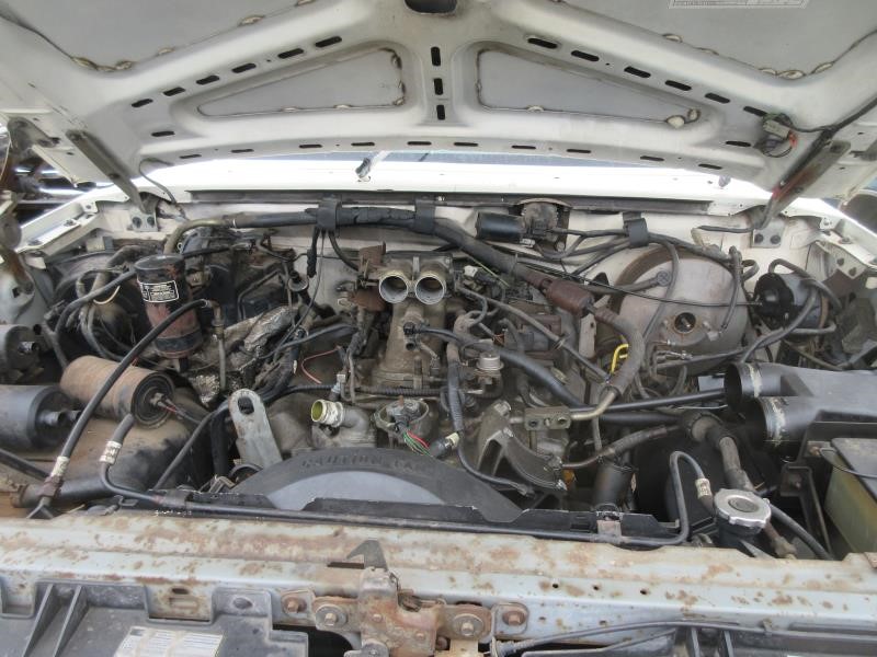https://f005.backblazeb2.com/file/img-partshotlines-com/Inventory/NE31/Vehicle/6005_09.jpg