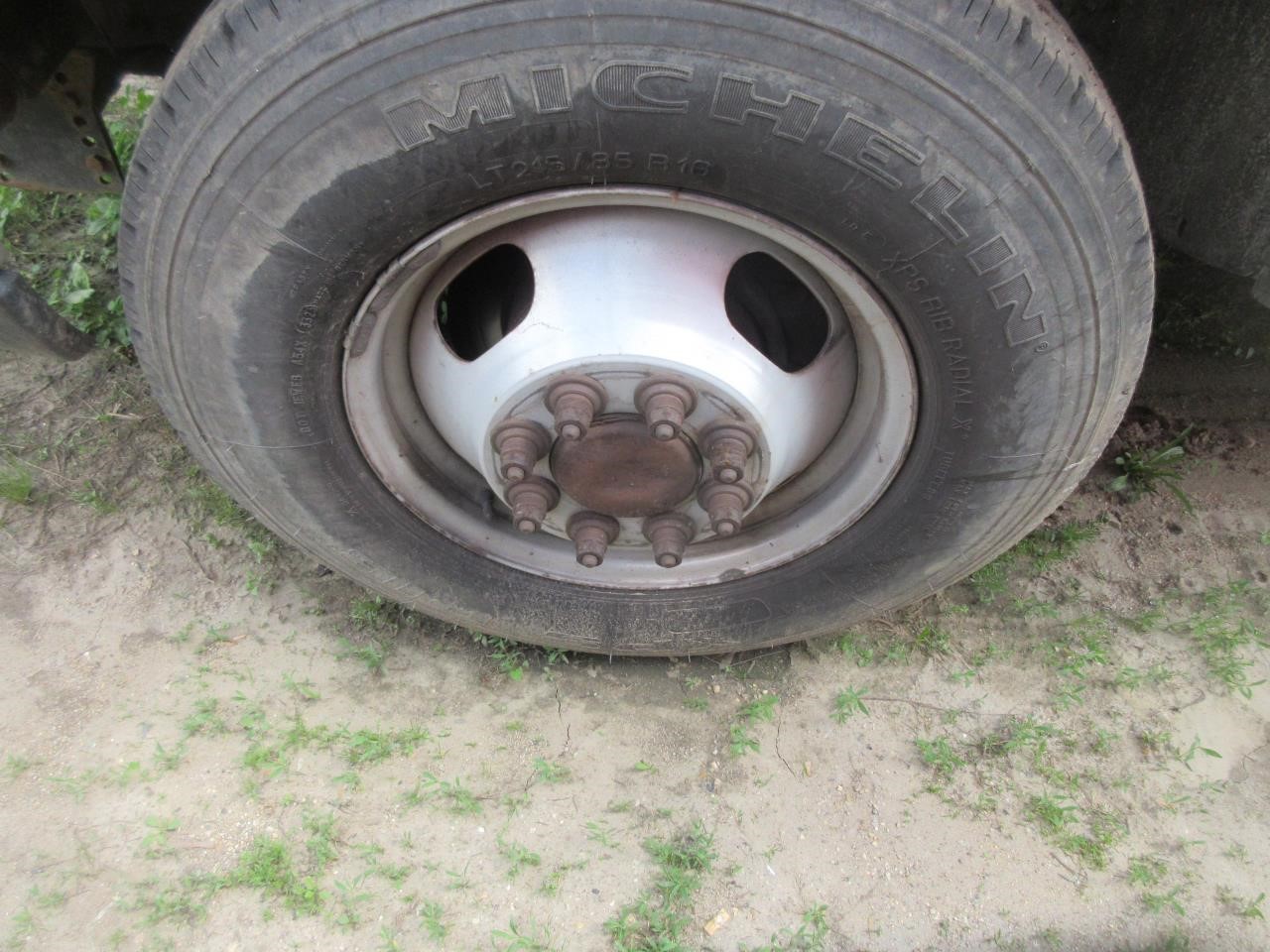 https://f005.backblazeb2.com/file/img-partshotlines-com/Inventory/NE31/Vehicle/6225_10.jpg