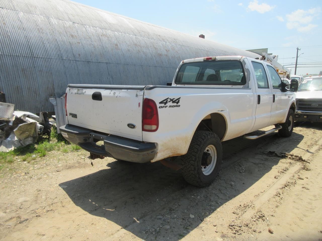 https://f005.backblazeb2.com/file/img-partshotlines-com/Inventory/NE31/Vehicle/6229_09.jpg