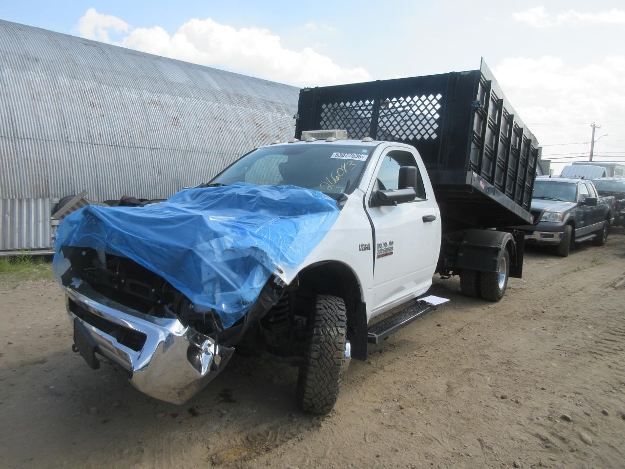 https://f005.backblazeb2.com/file/img-partshotlines-com/Inventory/NE31/Vehicle/6241_01.jpg