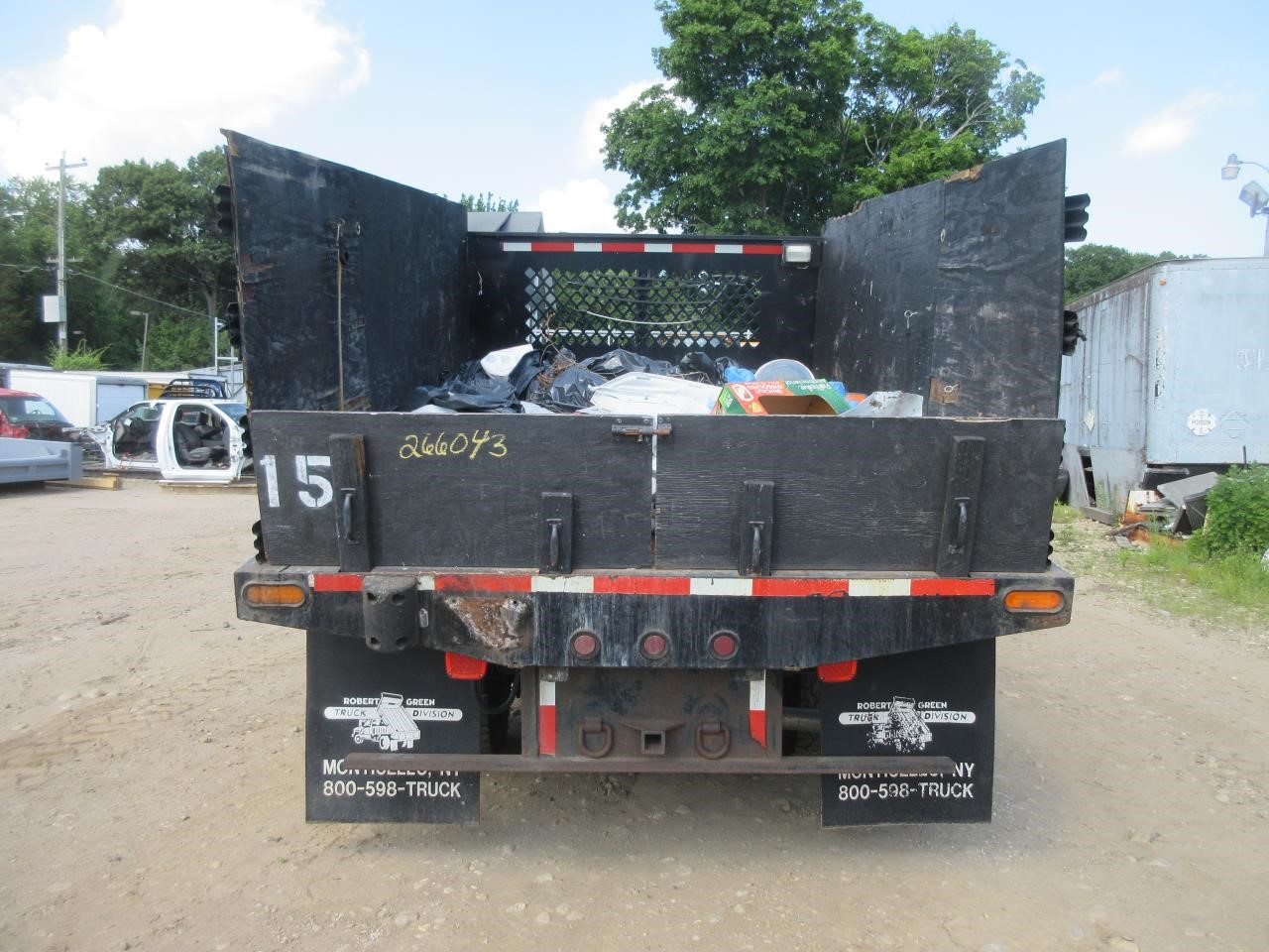 https://f005.backblazeb2.com/file/img-partshotlines-com/Inventory/NE31/Vehicle/6241_05.jpg