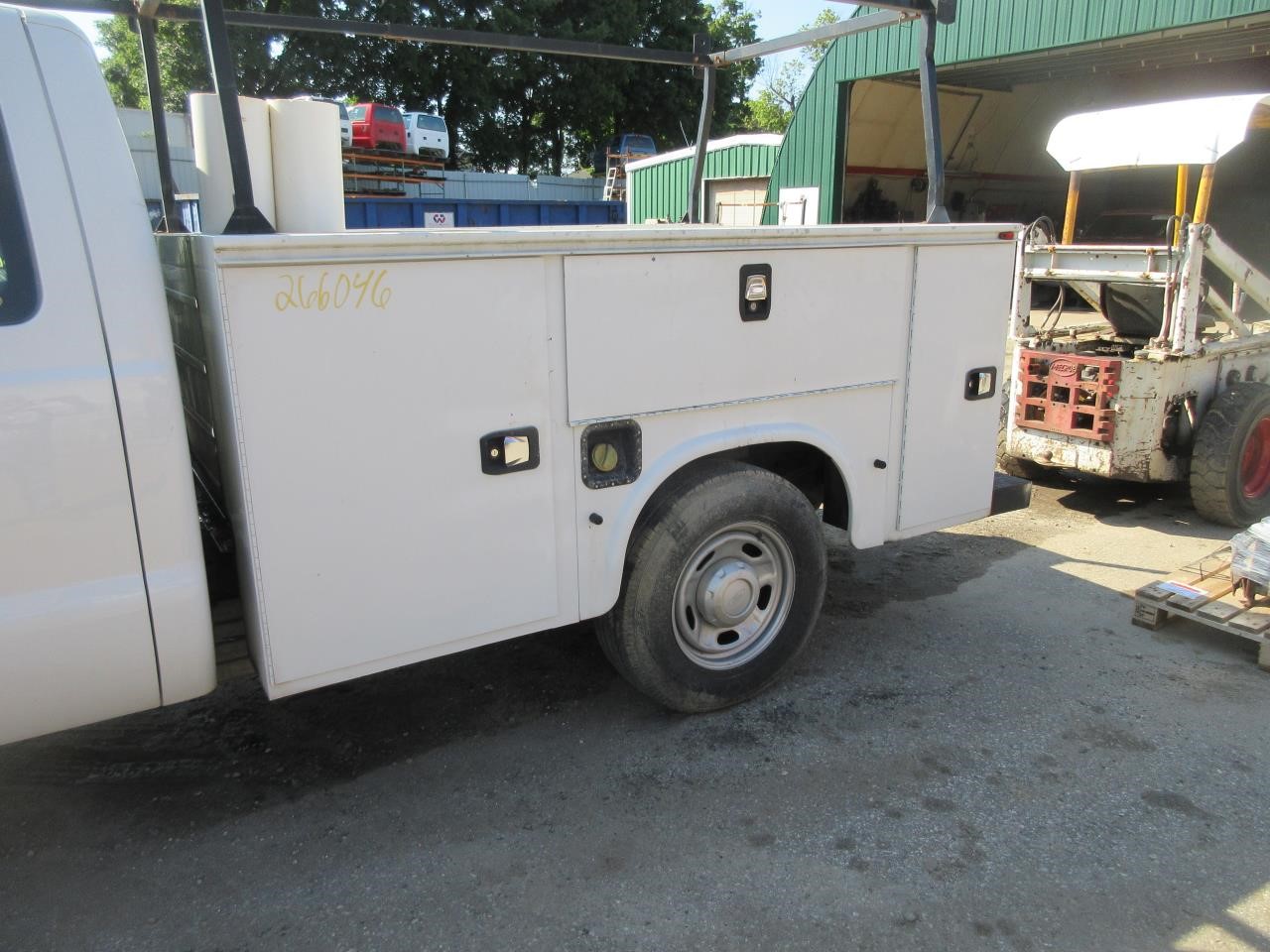 https://f005.backblazeb2.com/file/img-partshotlines-com/Inventory/NE31/Vehicle/6244_08.jpg