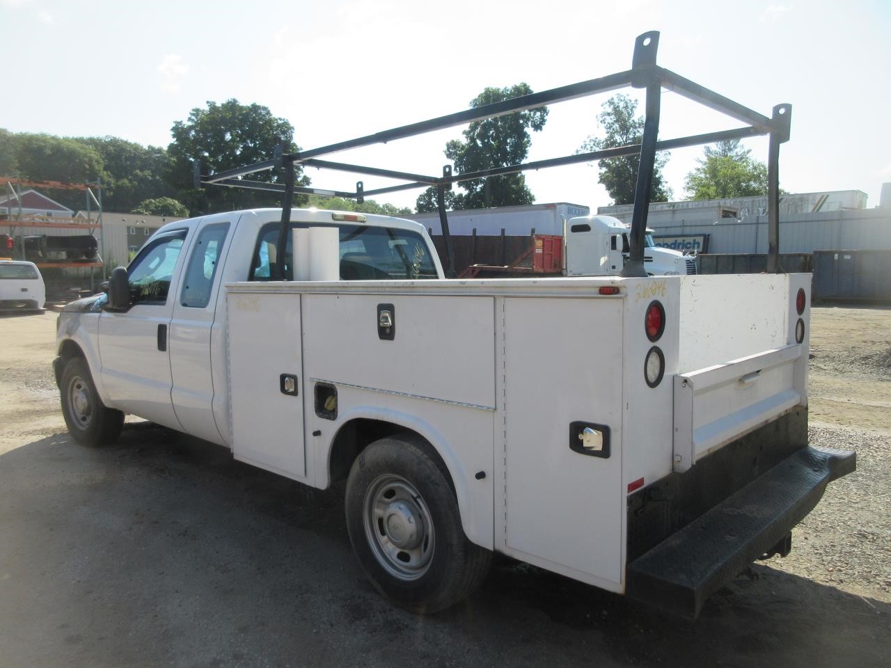 https://f005.backblazeb2.com/file/img-partshotlines-com/Inventory/NE31/Vehicle/6244_09.jpg