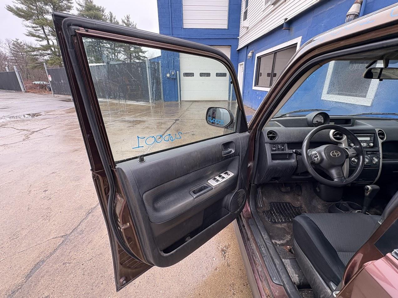 g/j/i/g/d/50d19ae8-154e-4752-a106-290036c6f7c1.jpg