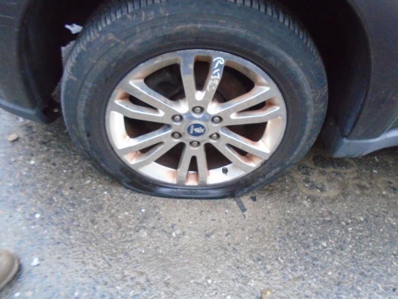 https://f005.backblazeb2.com/file/img-partshotlines-com/Inventory/NE41/Vehicle/108272_08.jpg