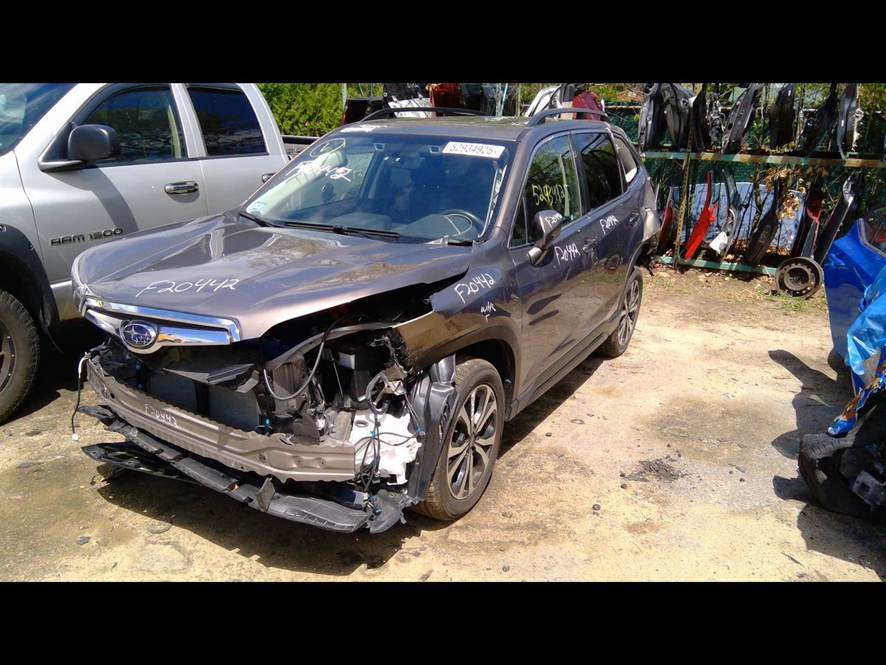 https://f005.backblazeb2.com/file/img-partshotlines-com/Inventory/NE41/Vehicle/117994_12.jpg