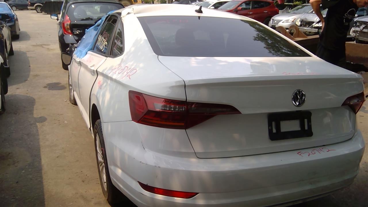 https://f005.backblazeb2.com/file/img-partshotlines-com/Inventory/NE41/Vehicle/118980_11.jpg