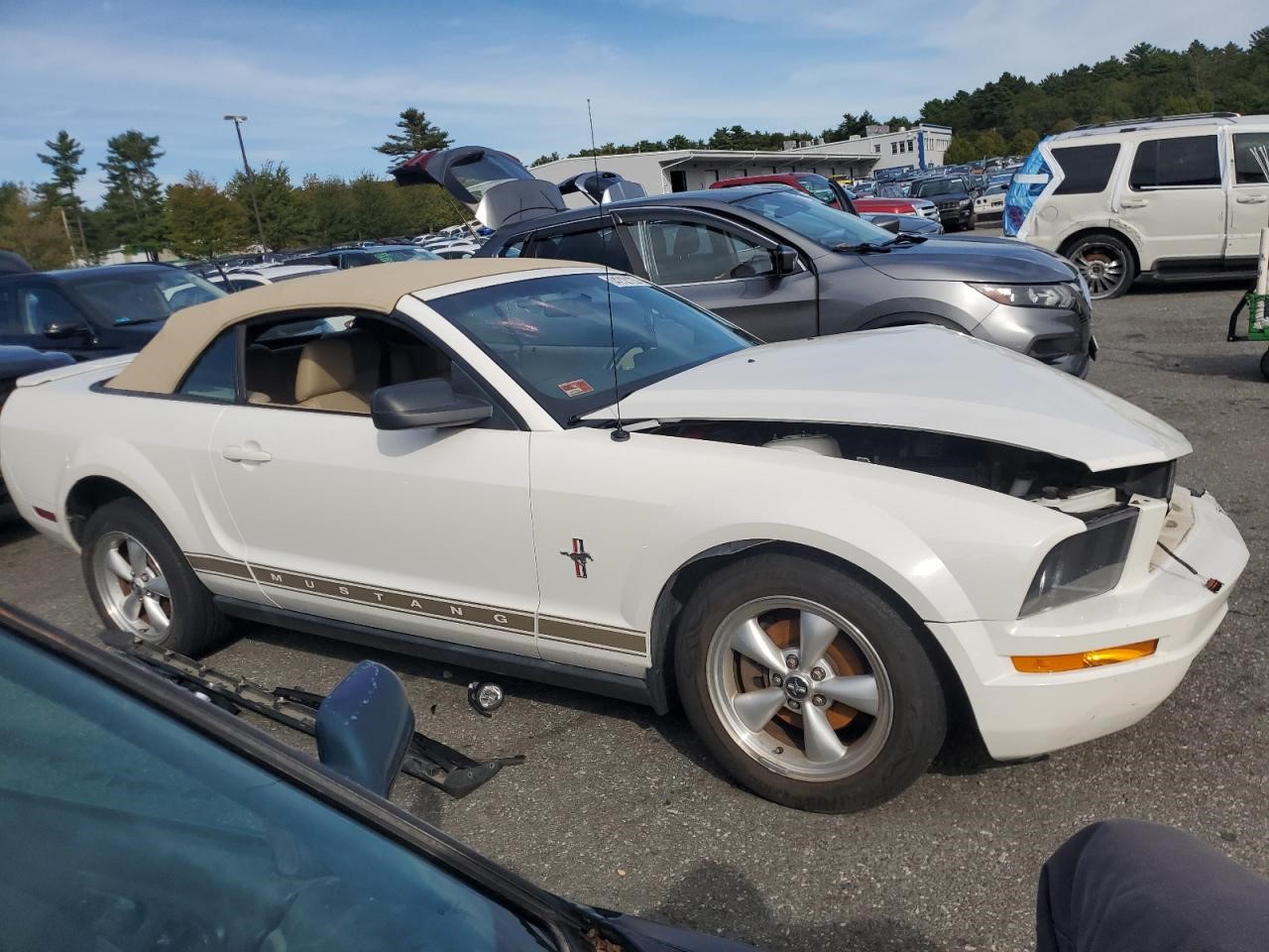 https://f005.backblazeb2.com/file/img-partshotlines-com/Inventory/NE41/Vehicle/120403_04.jpg