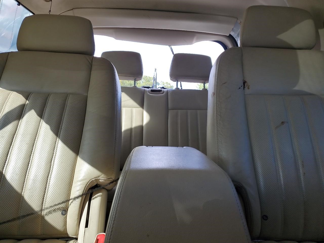 https://f005.backblazeb2.com/file/img-partshotlines-com/Inventory/NE41/Vehicle/120634_10.jpg