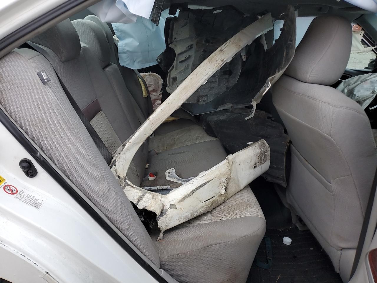 https://f005.backblazeb2.com/file/img-partshotlines-com/Inventory/NE41/Vehicle/120757_10.jpg