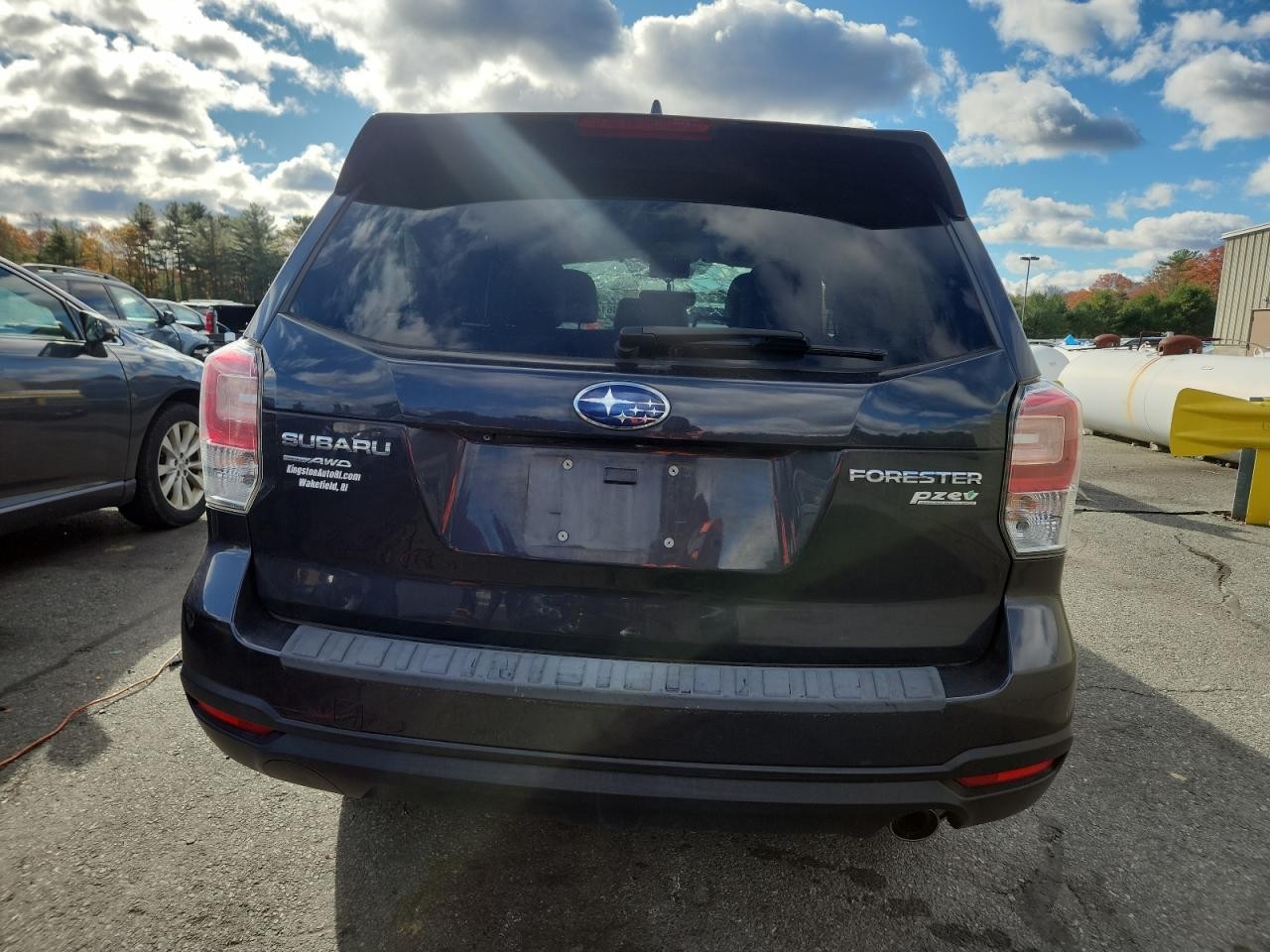 https://f005.backblazeb2.com/file/img-partshotlines-com/Inventory/NE41/Vehicle/120758_06.jpg