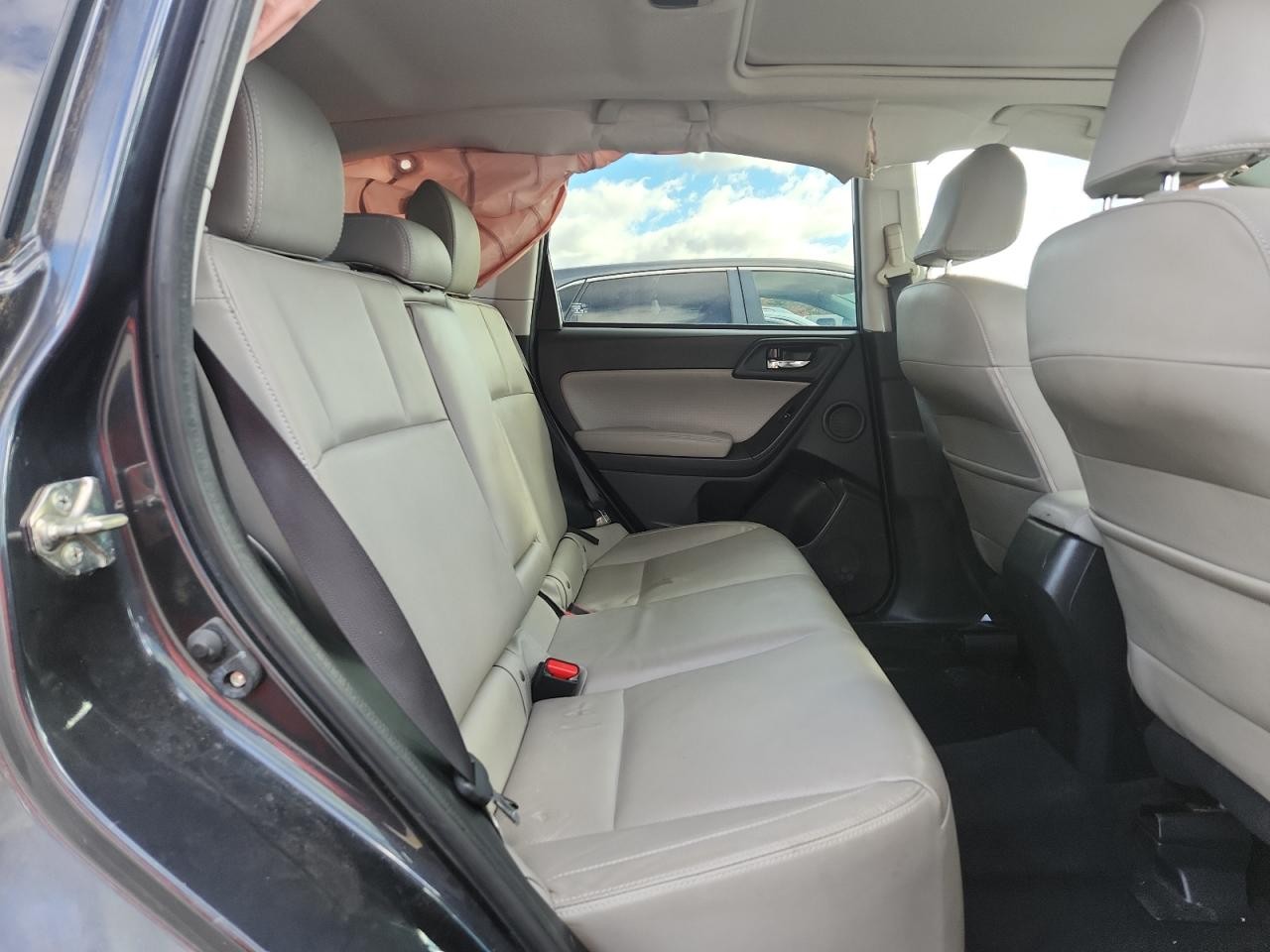 https://f005.backblazeb2.com/file/img-partshotlines-com/Inventory/NE41/Vehicle/120758_11.jpg