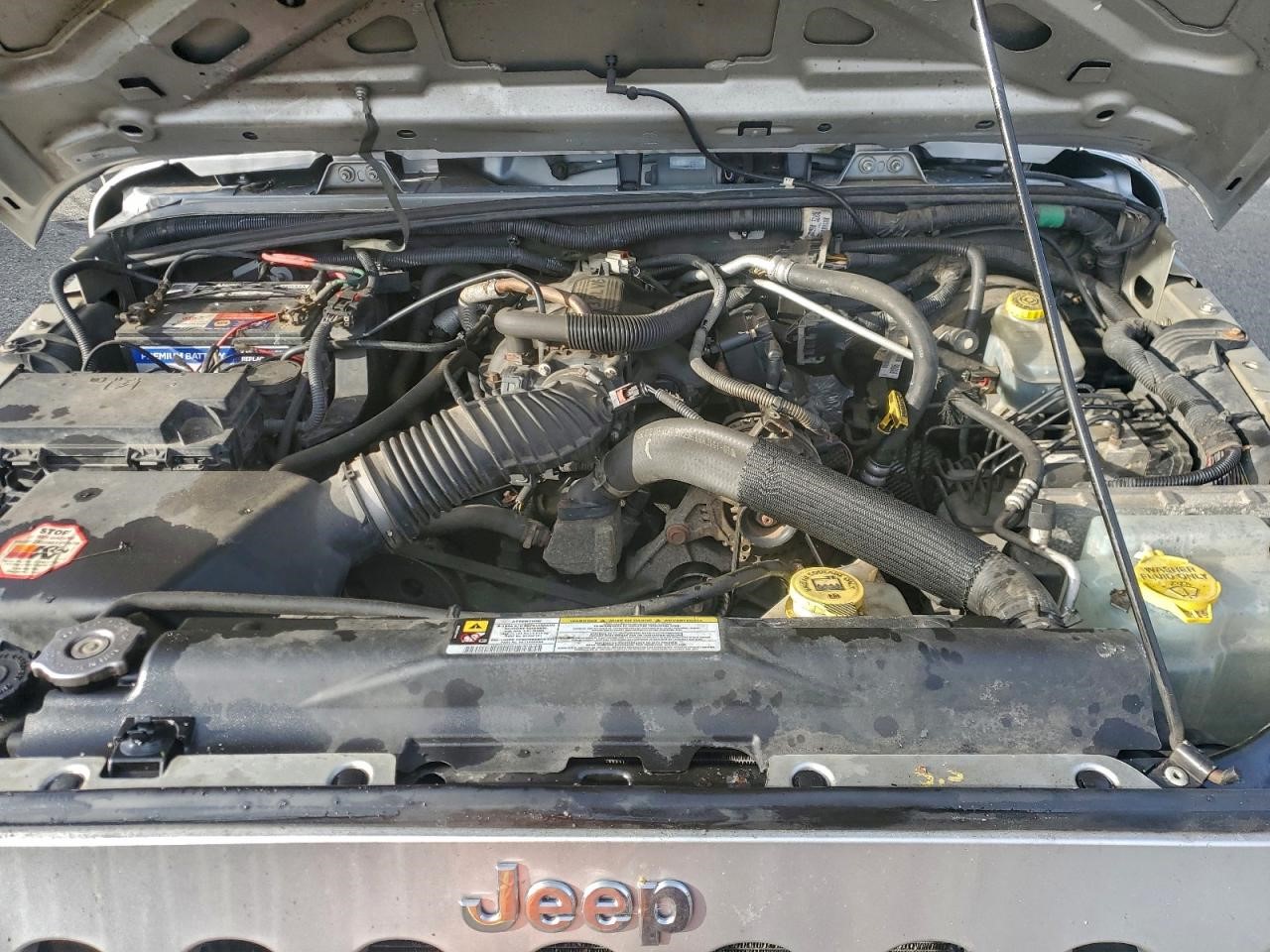 https://f005.backblazeb2.com/file/img-partshotlines-com/Inventory/NE41/Vehicle/120840_12.jpg
