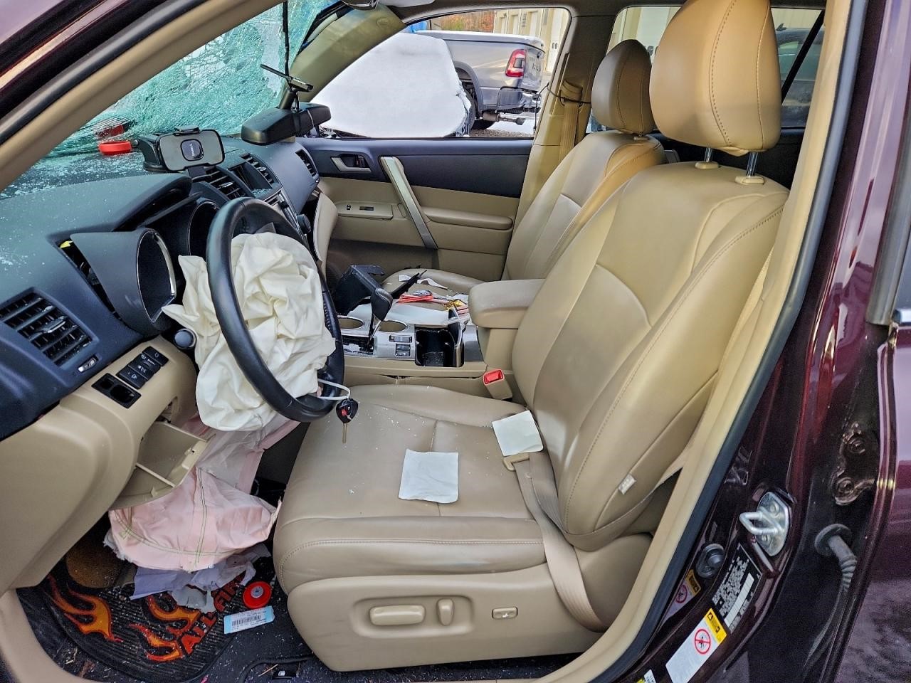 https://f005.backblazeb2.com/file/img-partshotlines-com/Inventory/NE41/Vehicle/120925_07.jpg