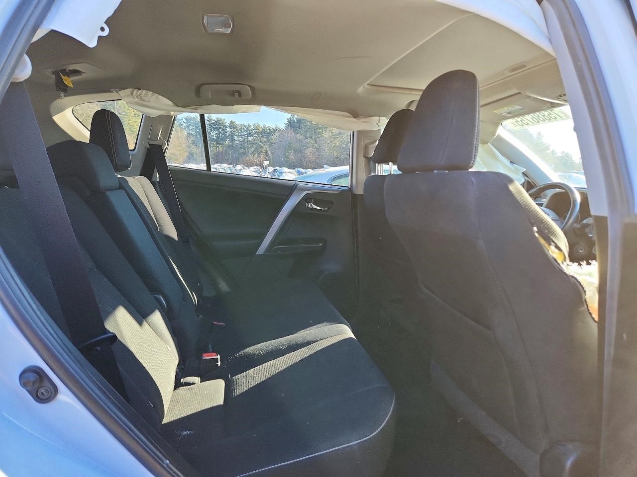 https://f005.backblazeb2.com/file/img-partshotlines-com/Inventory/NE41/Vehicle/121210_11.jpg