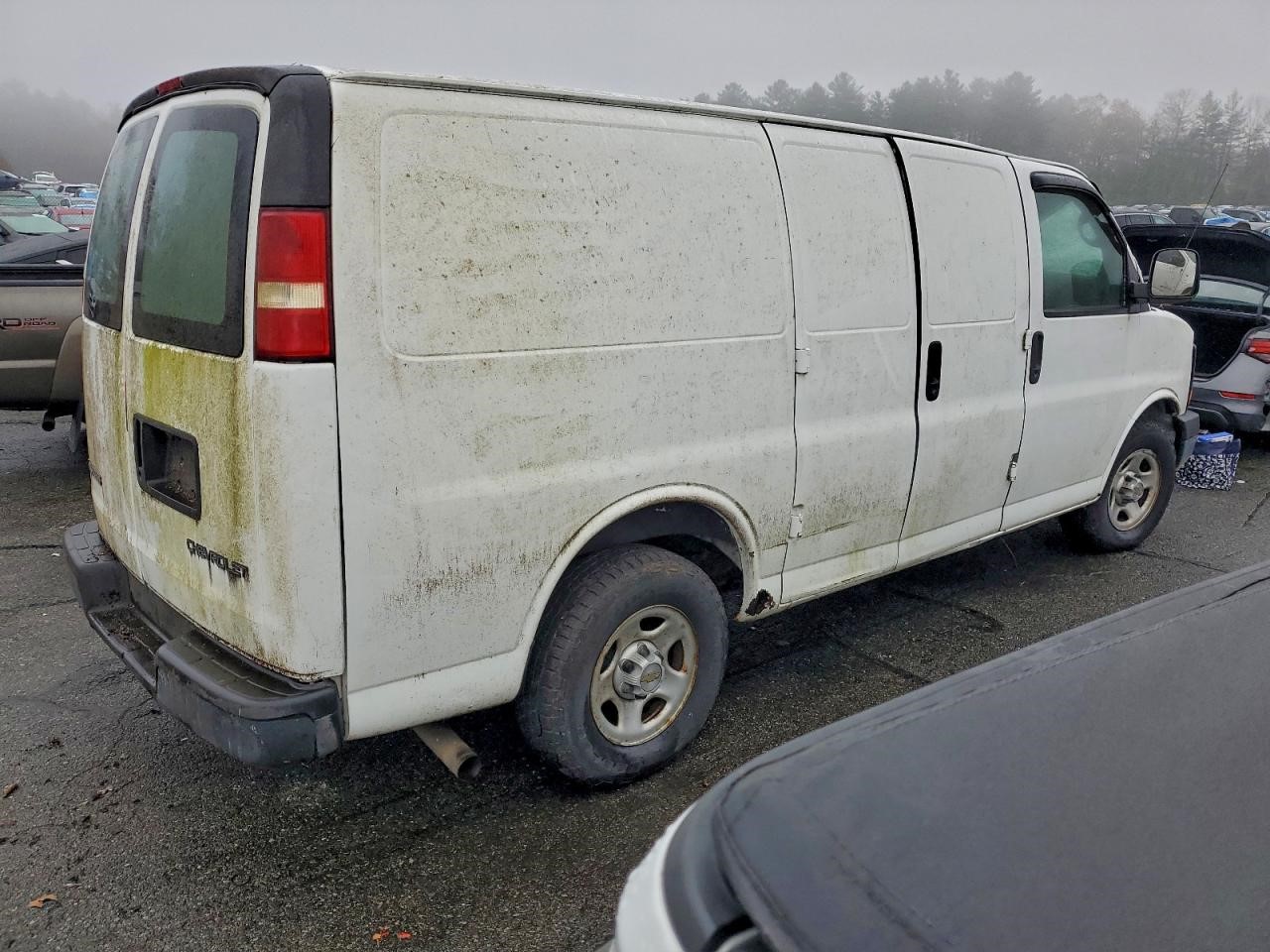 https://f005.backblazeb2.com/file/img-partshotlines-com/Inventory/NE41/Vehicle/121596_03.jpg