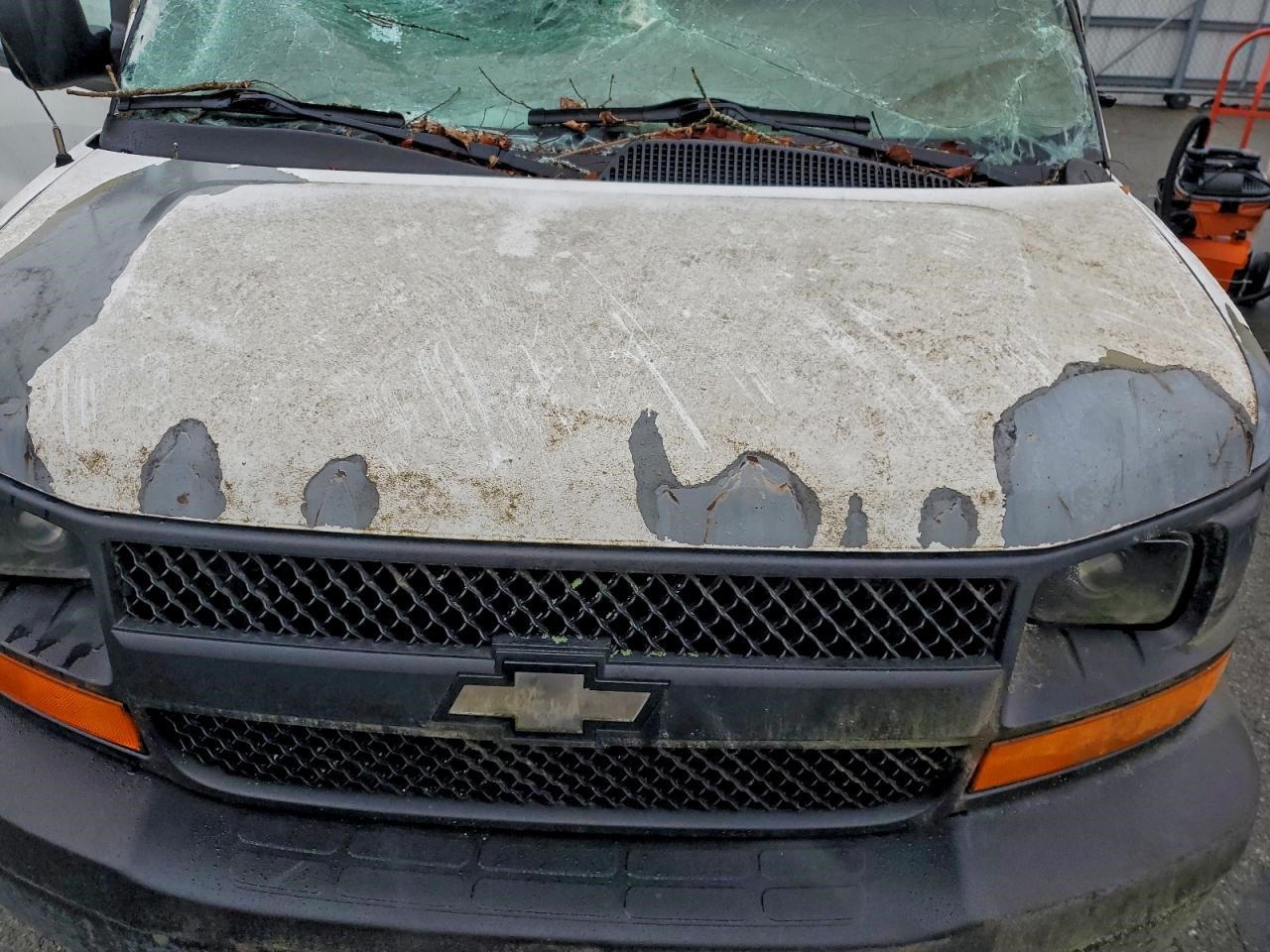 https://f005.backblazeb2.com/file/img-partshotlines-com/Inventory/NE41/Vehicle/121596_12.jpg