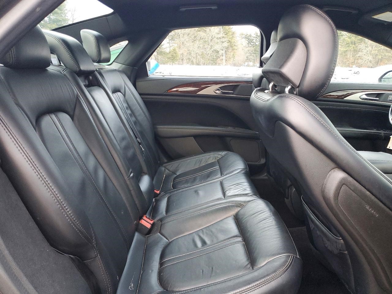 https://f005.backblazeb2.com/file/img-partshotlines-com/Inventory/NE41/Vehicle/121701_10.jpg