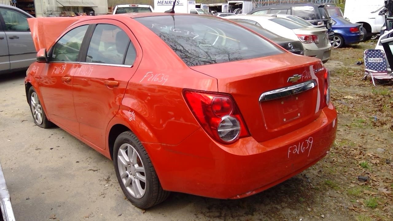 https://f005.backblazeb2.com/file/img-partshotlines-com/Inventory/NE41/Vehicle/122037_11.jpg