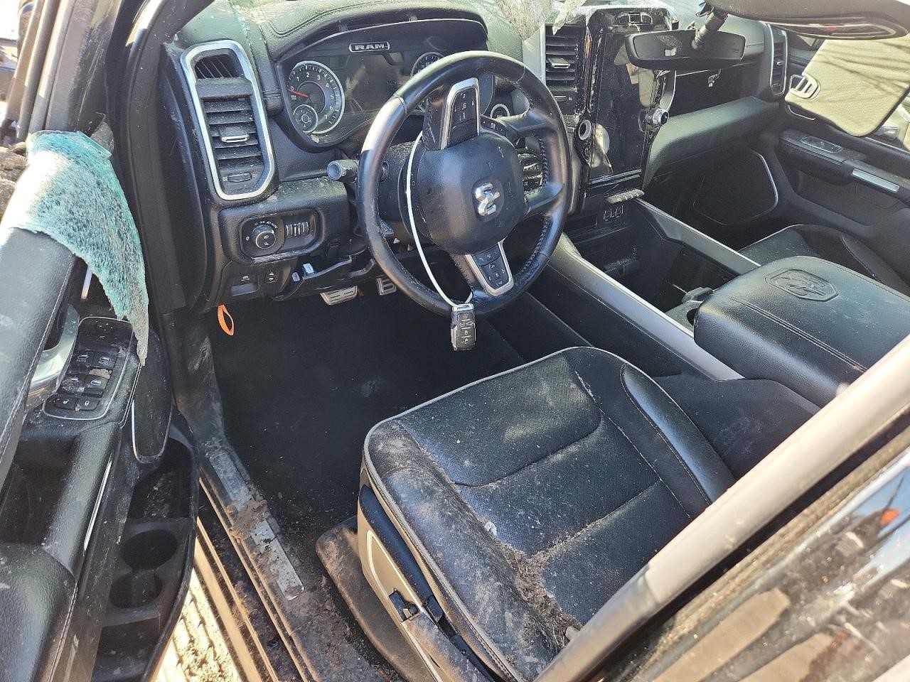 https://f005.backblazeb2.com/file/img-partshotlines-com/Inventory/NE41/Vehicle/122164_08.jpg