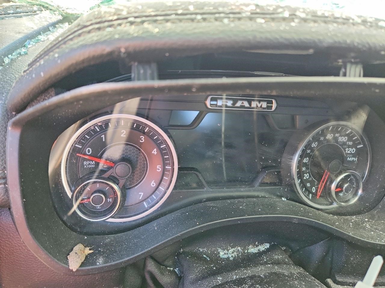 https://f005.backblazeb2.com/file/img-partshotlines-com/Inventory/NE41/Vehicle/122164_09.jpg