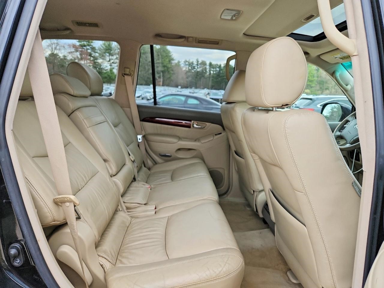 https://f005.backblazeb2.com/file/img-partshotlines-com/Inventory/NE41/Vehicle/122259_11.jpg