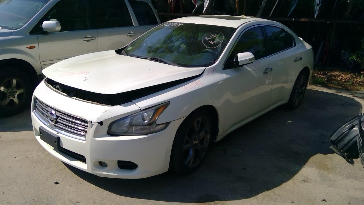 https://f005.backblazeb2.com/file/img-partshotlines-com/Inventory/NE41/Vehicle/122293_01.jpg