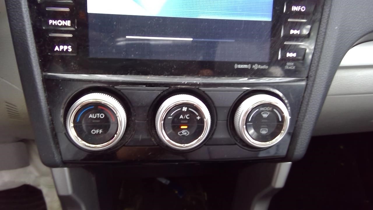 https://f005.backblazeb2.com/file/img-partshotlines-com/Inventory/NE41/Vehicle/122294_10.jpg