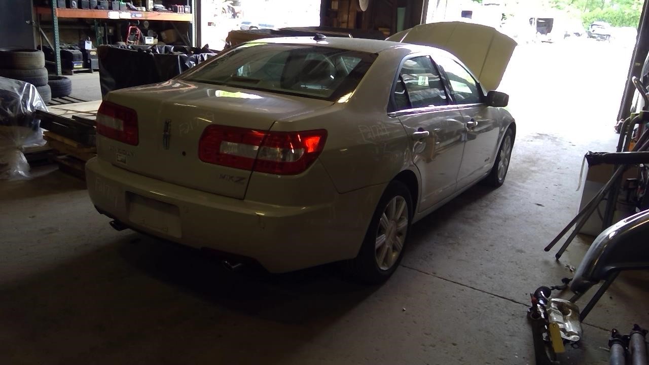 https://f005.backblazeb2.com/file/img-partshotlines-com/Inventory/NE41/Vehicle/122352_11.jpg