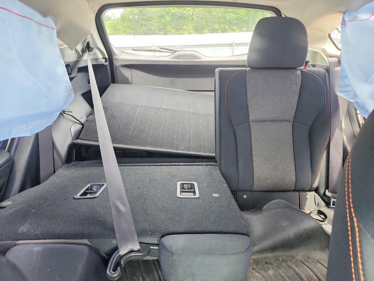 https://f005.backblazeb2.com/file/img-partshotlines-com/Inventory/NE41/Vehicle/122612_10.jpg