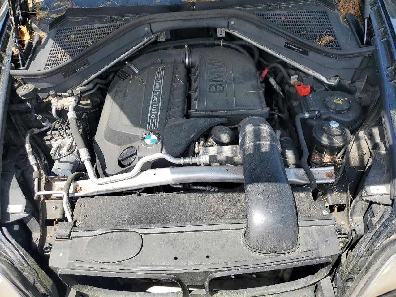 https://f005.backblazeb2.com/file/img-partshotlines-com/Inventory/NE41/Vehicle/122801_12.jpg