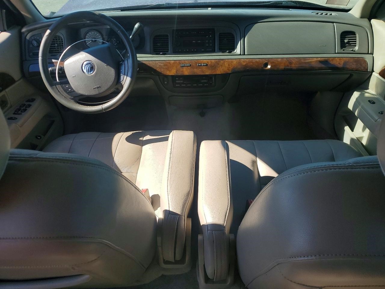 https://f005.backblazeb2.com/file/img-partshotlines-com/Inventory/NE41/Vehicle/123079_08.jpg