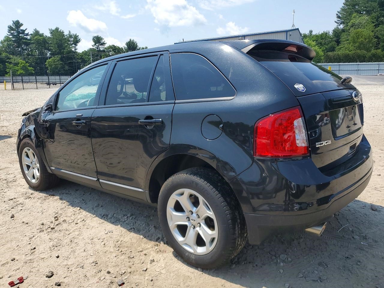 https://f005.backblazeb2.com/file/img-partshotlines-com/Inventory/NE41/Vehicle/123220_02.jpg