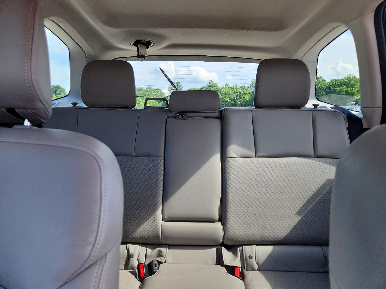 https://f005.backblazeb2.com/file/img-partshotlines-com/Inventory/NE41/Vehicle/123521_10.jpg