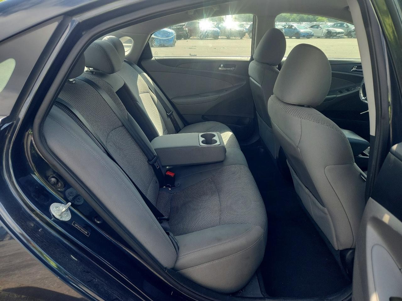 https://f005.backblazeb2.com/file/img-partshotlines-com/Inventory/NE41/Vehicle/123820_10.jpg