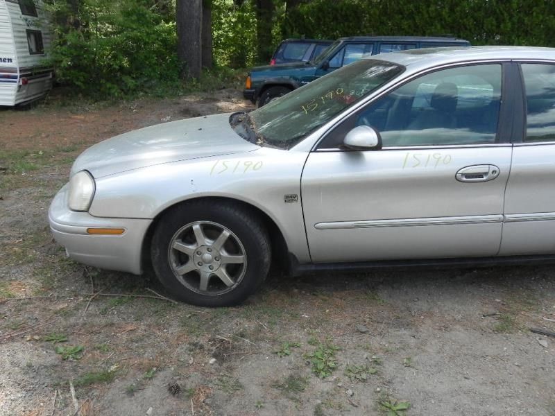 https://f005.backblazeb2.com/file/img-partshotlines-com/Inventory/NE52/Vehicle/10588_02.jpg
