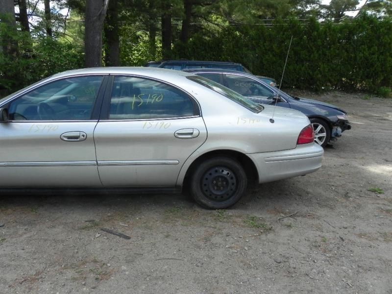 https://f005.backblazeb2.com/file/img-partshotlines-com/Inventory/NE52/Vehicle/10588_03.jpg