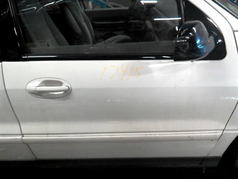 https://f005.backblazeb2.com/file/img-partshotlines-com/Inventory/NE52/Vehicle/12047_11.jpg