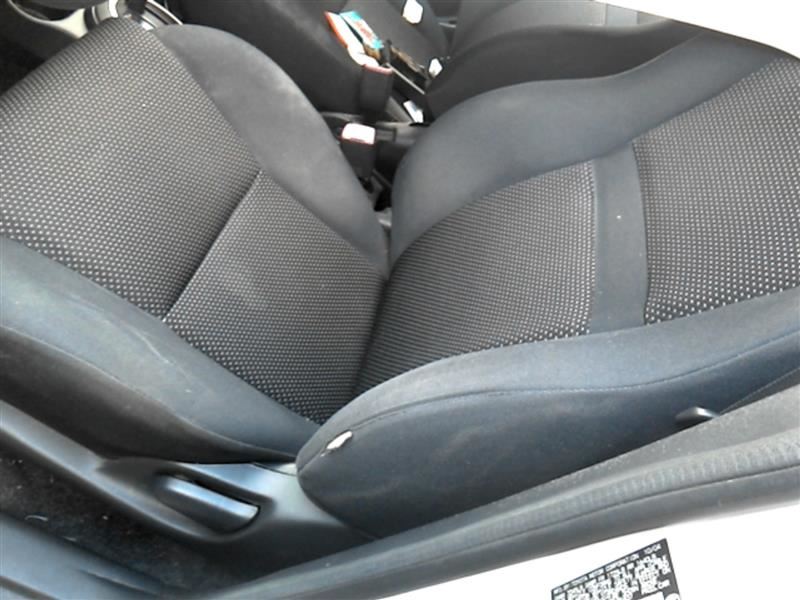 https://f005.backblazeb2.com/file/img-partshotlines-com/Inventory/NE52/Vehicle/12177_01.jpg