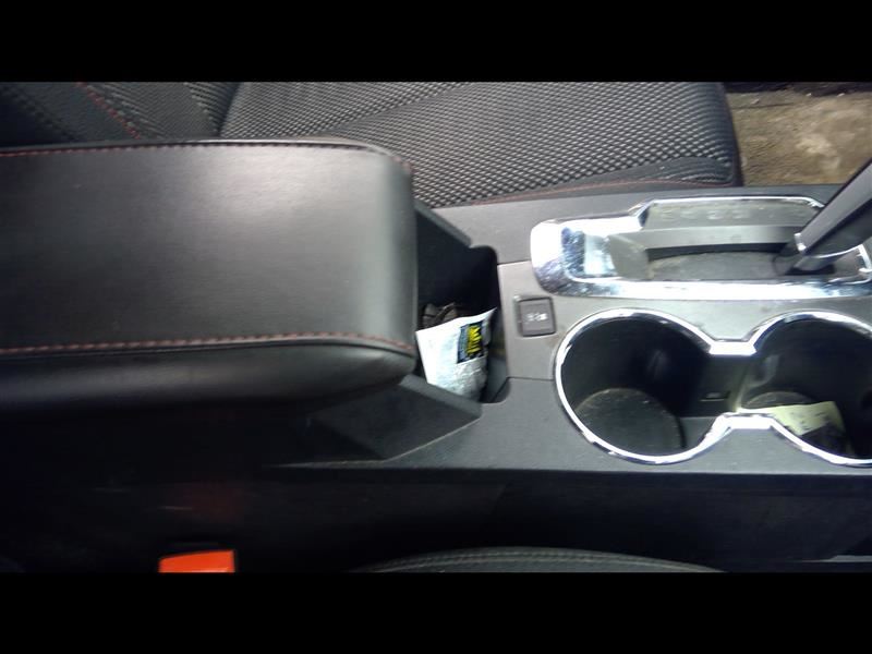https://f005.backblazeb2.com/file/img-partshotlines-com/Inventory/NE52/Vehicle/13691_04.jpg
