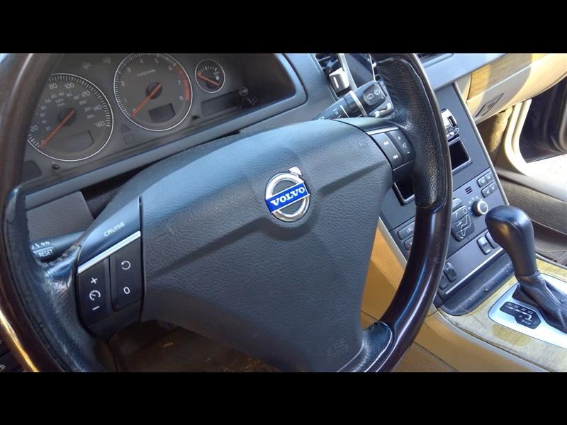 https://f005.backblazeb2.com/file/img-partshotlines-com/Inventory/NE52/Vehicle/13898_01.jpg