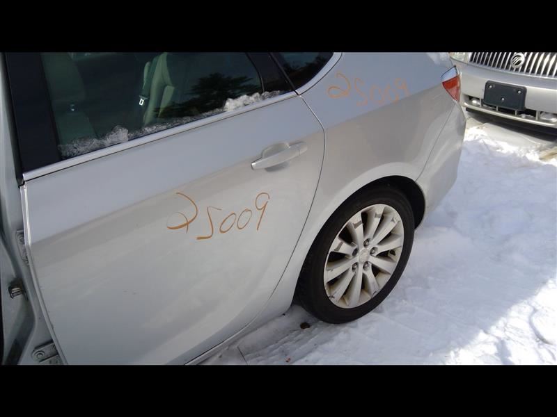 https://f005.backblazeb2.com/file/img-partshotlines-com/Inventory/NE52/Vehicle/14589_05.jpg