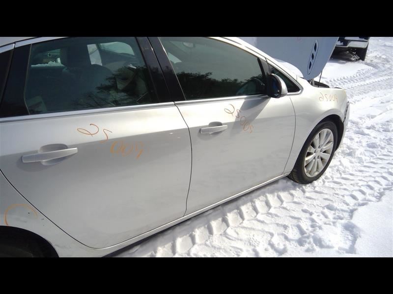 https://f005.backblazeb2.com/file/img-partshotlines-com/Inventory/NE52/Vehicle/14589_10.jpg
