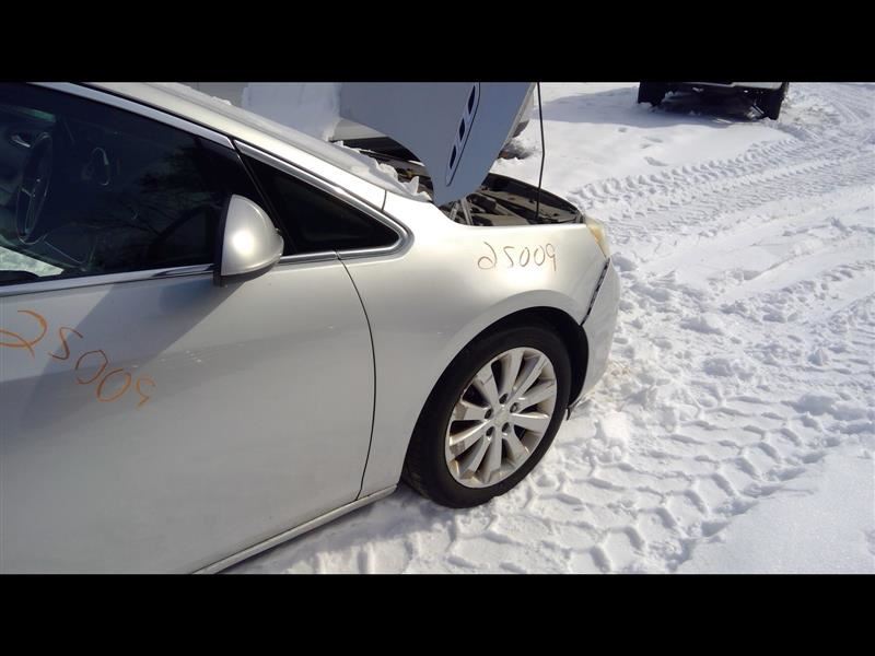 https://f005.backblazeb2.com/file/img-partshotlines-com/Inventory/NE52/Vehicle/14589_11.jpg