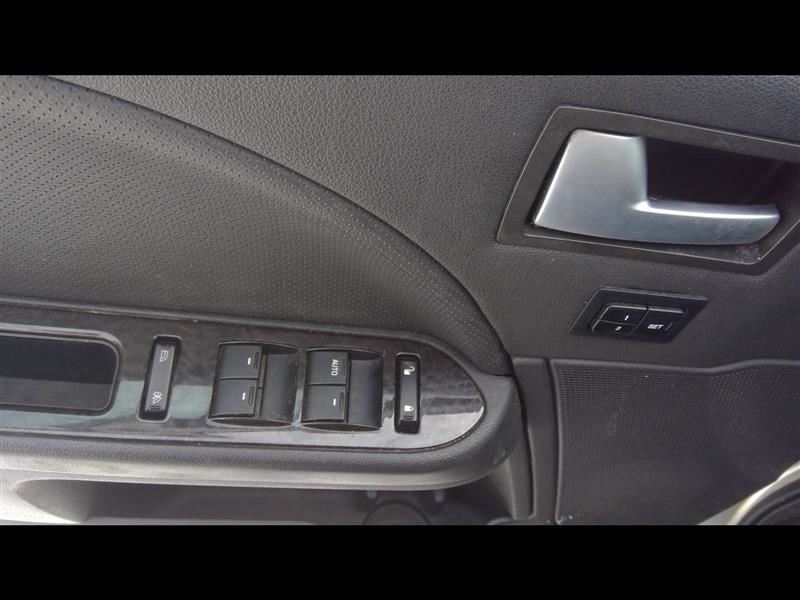 https://f005.backblazeb2.com/file/img-partshotlines-com/Inventory/NE52/Vehicle/14605_04.jpg