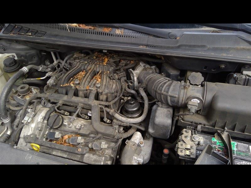 https://f005.backblazeb2.com/file/img-partshotlines-com/Inventory/NE52/Vehicle/14646_12.jpg