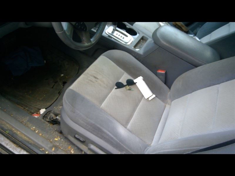 https://f005.backblazeb2.com/file/img-partshotlines-com/Inventory/NE52/Vehicle/14710_04.jpg