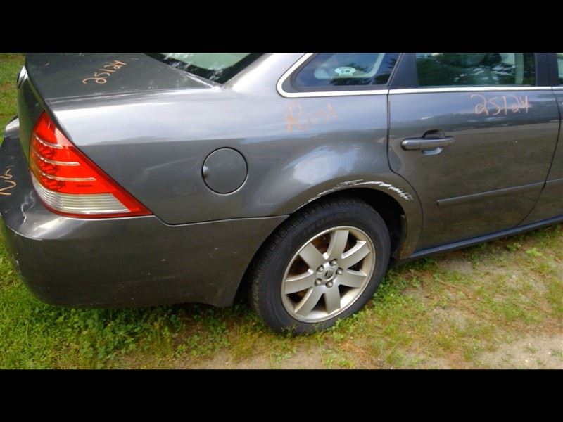 https://f005.backblazeb2.com/file/img-partshotlines-com/Inventory/NE52/Vehicle/14710_09.jpg